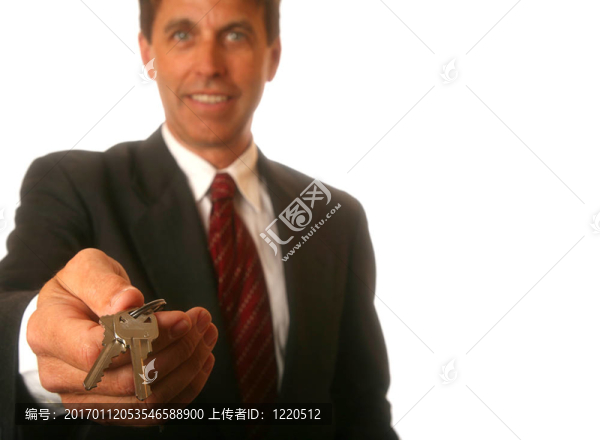 交出鑰匙