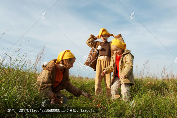 黃色帽子的侏儒