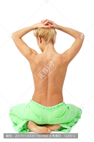 在運動褲的女孩