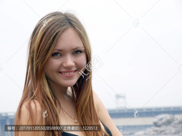 美麗的少女在大自然的肖像1