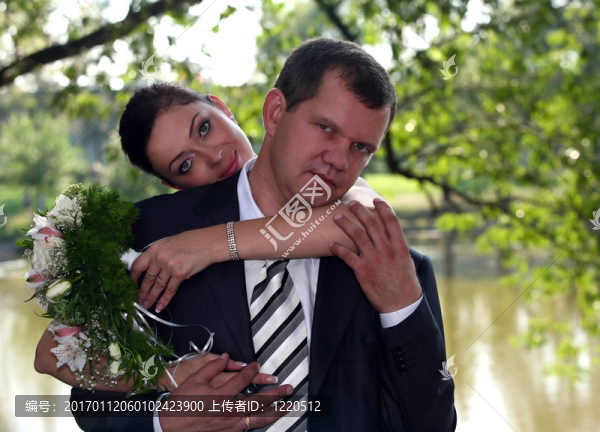 新婚夫婦