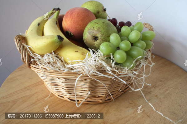 新鮮的水果籃子