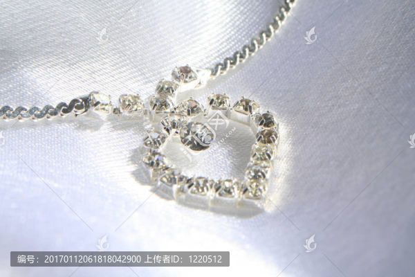 珠寶飾品