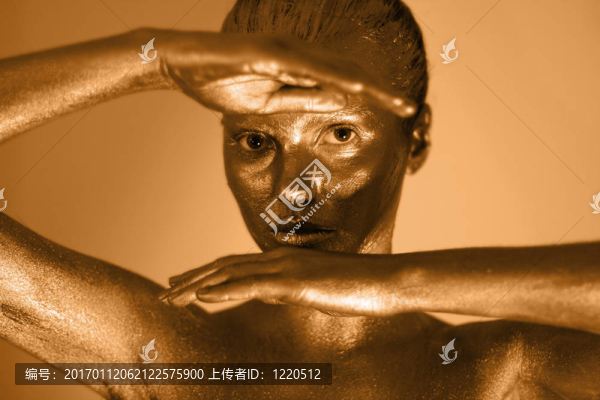 金色的女孩