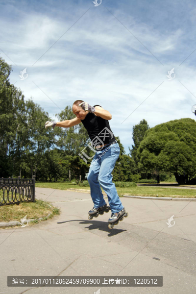 極端的rollerblader