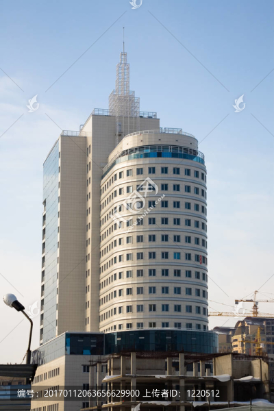 現(xiàn)代辦公建筑。