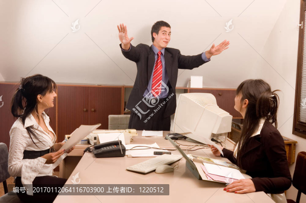 辦公室業(yè)務(wù)團(tuán)隊