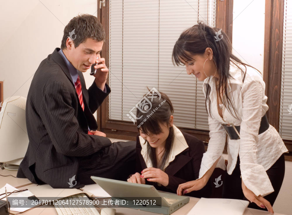 辦公室業(yè)務(wù)團(tuán)隊(duì)