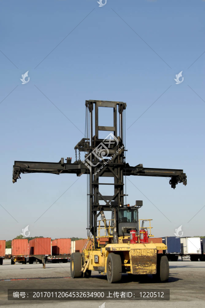 聯(lián)運(yùn)堆垛機(jī)