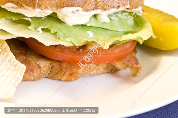 BLT