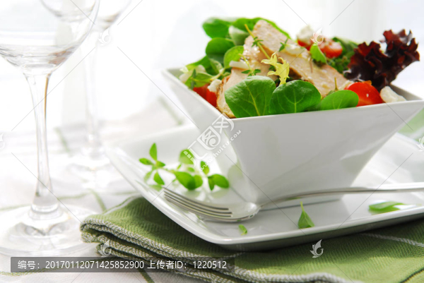 薩拉德