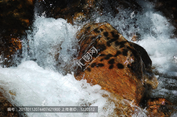 山區(qū)河流
