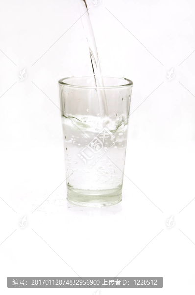 澆一杯水