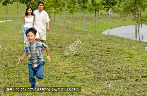 家庭之外