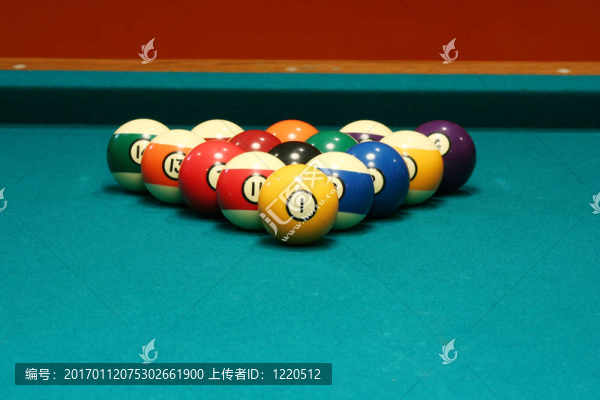 八球架