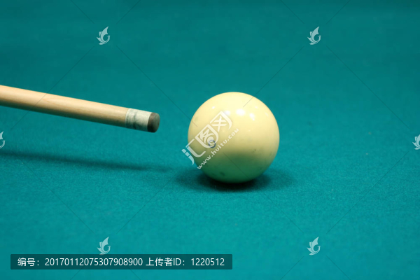 臺(tái)球桿和球桿球
