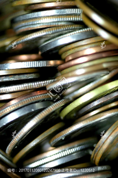 堆棧中的不同硬幣