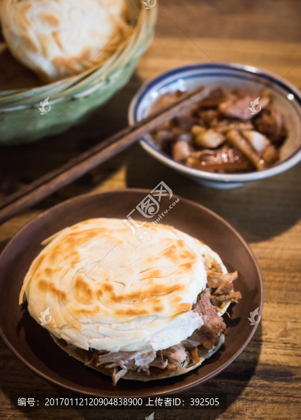 肉夾饃