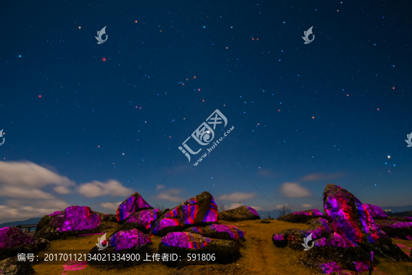 轎子雪山星空夜景