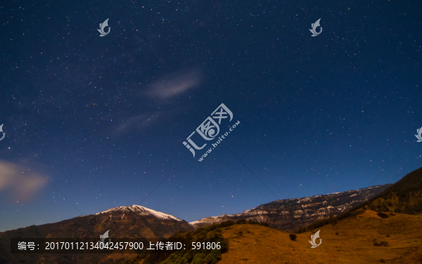 轎子雪山星夜景觀