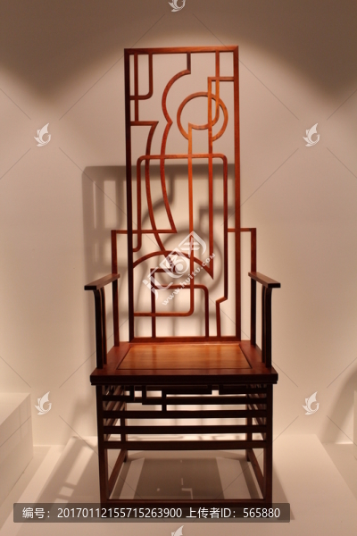 藝術(shù)家具,實(shí)木椅子