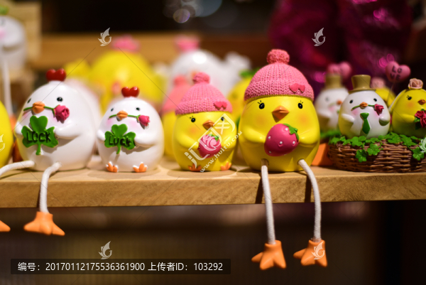 可愛雞仔,卡通公仔