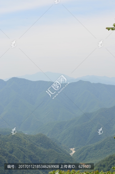 遠(yuǎn)山
