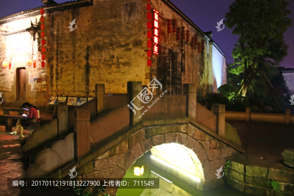 黃山市黎陽(yáng)老街夜景