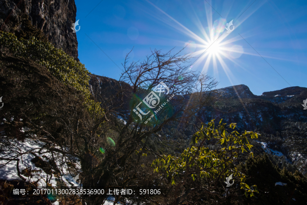 轎子雪山風(fēng)光