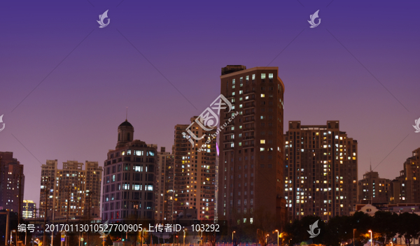 城市建筑夜景