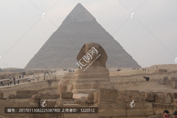埃及。獅身人面像和皮拉米德
