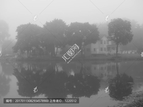 湖邊的房子B