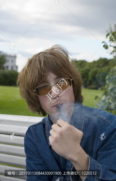 抽煙斗