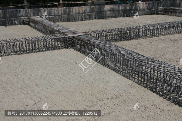 水泥和鋼鐵