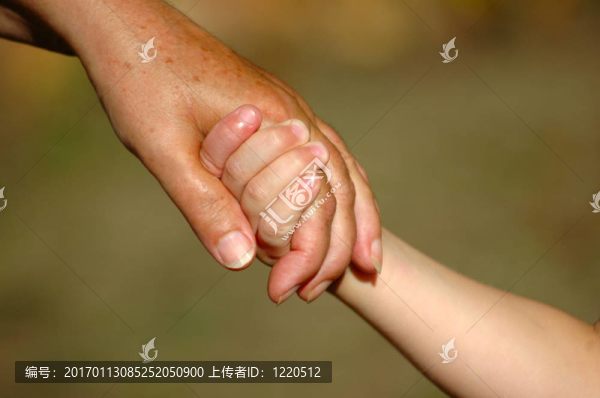 牽著的手