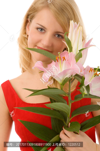 粉紅色百合的女人