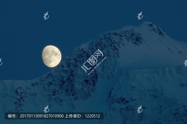 明月別盧哈山