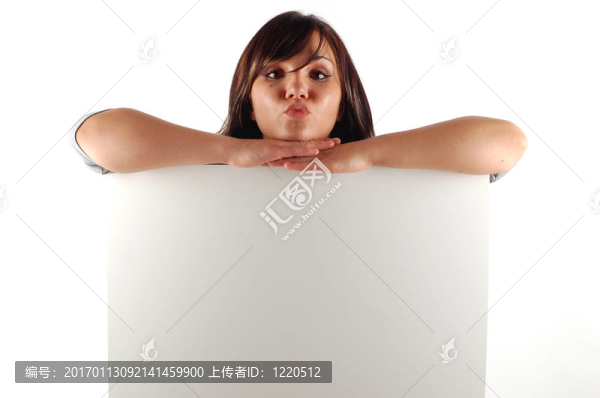 女子手持旗幟13