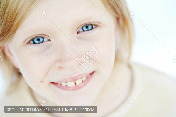 藍(lán)眼睛的女孩