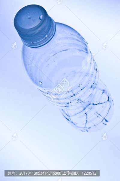 一瓶水