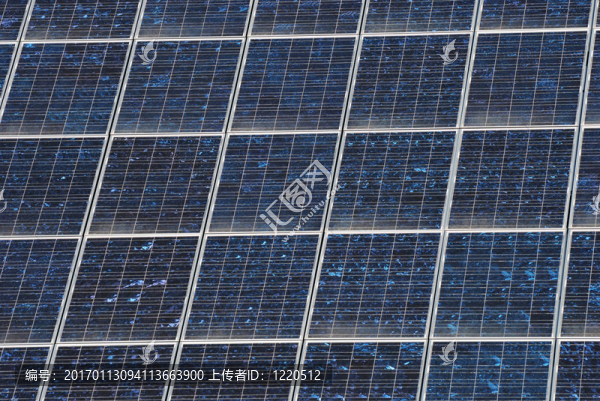 替代能源的太陽能電池板