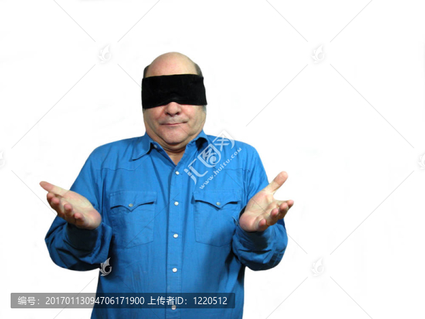 蒙著眼睛和手臂
