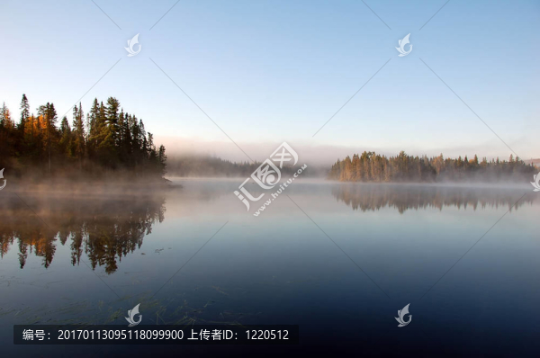 一個秋天的風(fēng)景