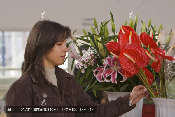女人買的花
