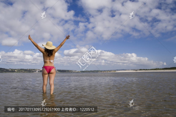 在海灘玩的樂趣