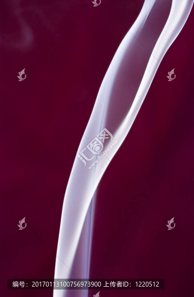 乳白色的煙霧