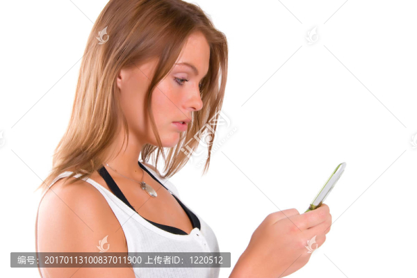 年輕漂亮的女人用手機(jī)