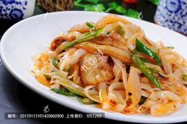 回鍋肉炒荷粉
