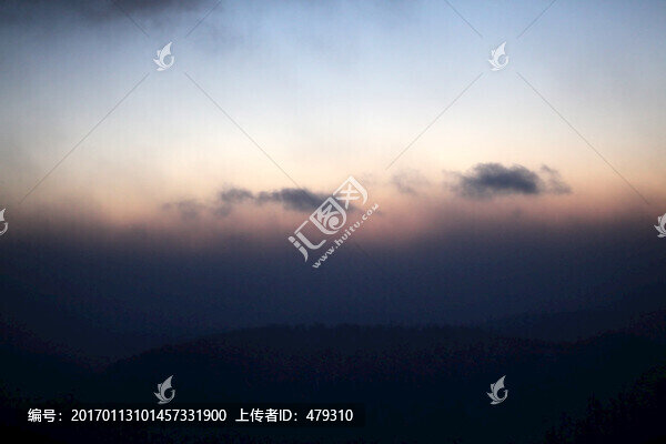云,早上