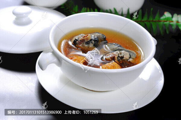 松茸烏雞湯
